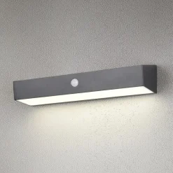 Solcelledrevet vegglampe Silves, svart, sensor, IP44