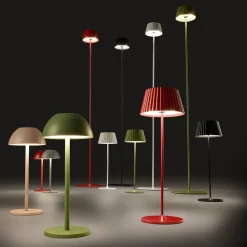 Suarez LED oppladbar gulvlampe, grønn, høyde 123 cm, metall