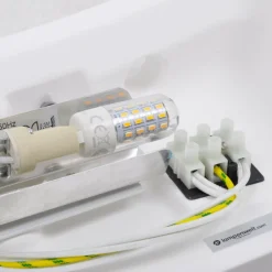 Svakt buet vegglampe Leander, malbar