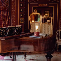 Tala bordlampe Muse Portable, rød, aluminium, E27 LED