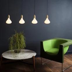 Tala LED-pære Noma matt E27 6W 2 700 K 540 lm dimbar.