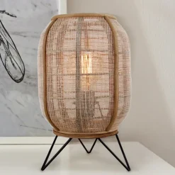 Tanah bordlampe med bambus