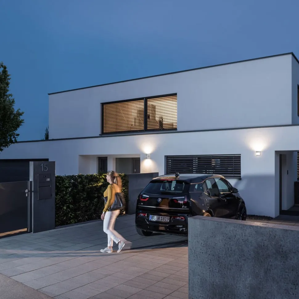 Theben theLeda D U AL vegglampe up PIR-sensor