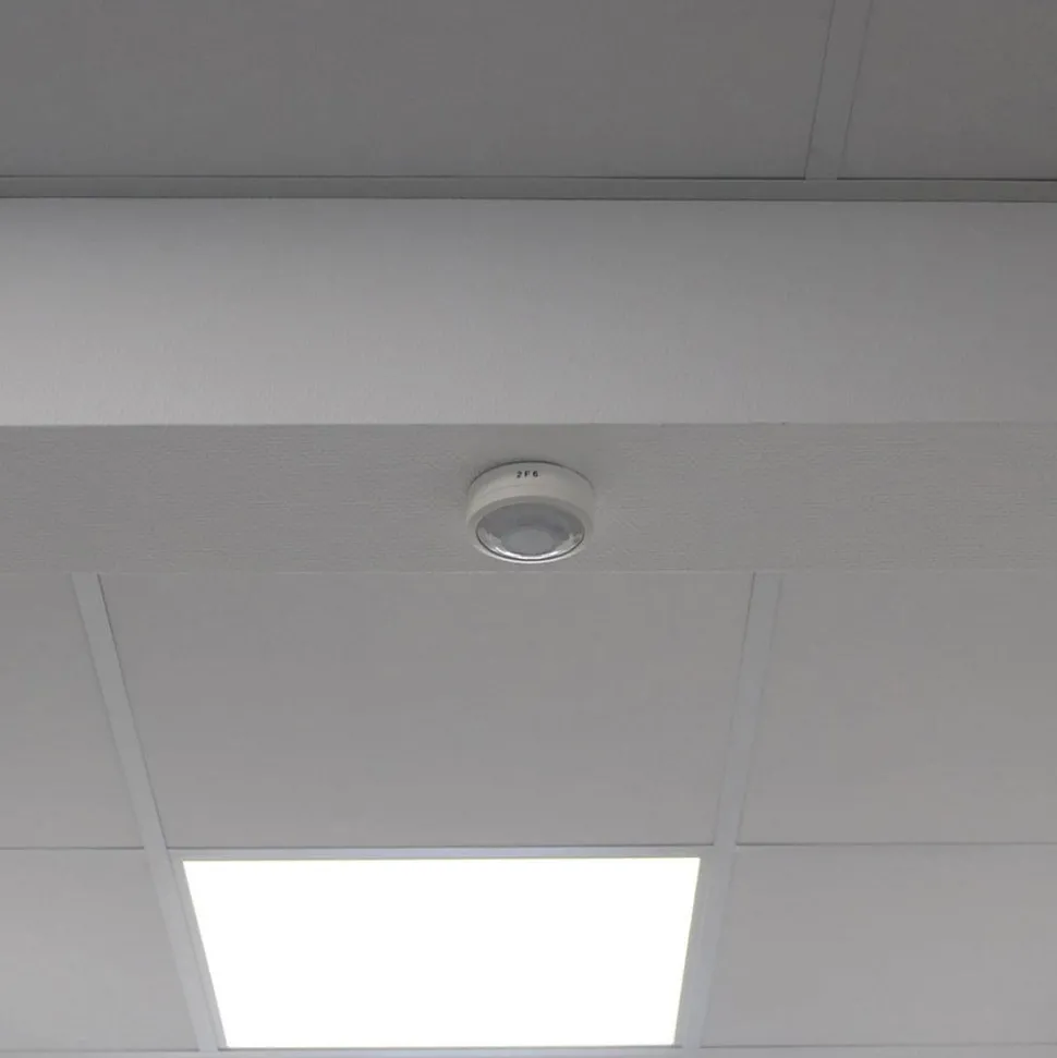 Theben tilstedeværelsesdetektor Luxa 103 S360-100-12 AP WH, utenpåliggende