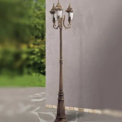 Tradisjonell lyktestolpe 3 lyskilder Paula