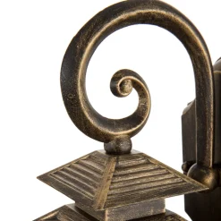 Tradisjonell utendørs vegglampe Ilka som lykt