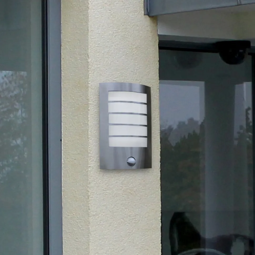 Ute LED-vegglampe Slim med bevegelsessensor IP44