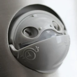 Ute LED-vegglampe Slim med bevegelsessensor IP44