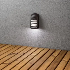 Utendørs innfelt LED vegglampe Prato med sensor