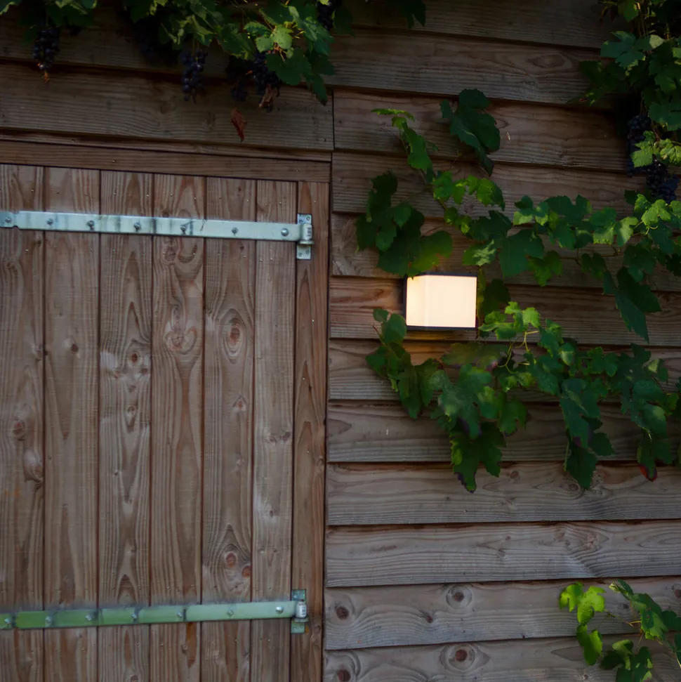 Utendørs LED-vegglampe Doblo terning 15 cm 3 000 K