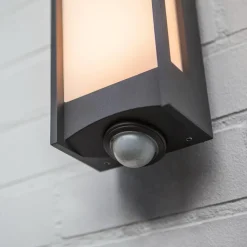 Utendørs LED-vegglampe Qubo bevegelsessensor