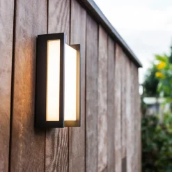 Utendørs LED-vegglampe Qubo, 11 cm x 22 cm