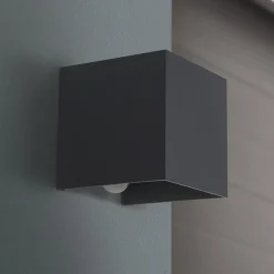 Utendørs vegglampe Cube-S, antrasitt, metall, sensor