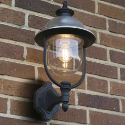 Utendørs vegglampe Parma, metall, fatning øverst, E27, IP43