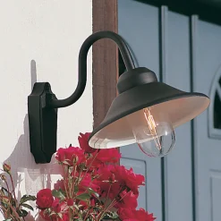 Utendørs vegglampe Vega, bredde 29,5 cm, svart