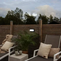 Valla LED-solcellelampe med bevegelsessensor