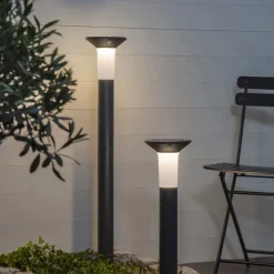 Valta LED solcellelys for gangstier med bevegelsessensor