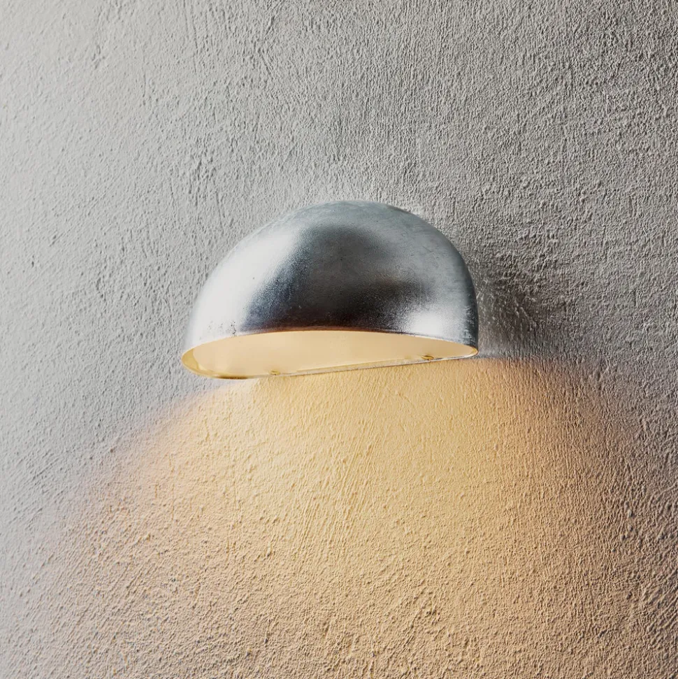 Vegglampe Bergen, halvsirkelformet, sølvgrå