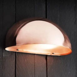 Vegglampe Bergen, halvsirkelformet, kobber