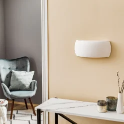 Vegglampe Curve opp/ned i hvit keramikk