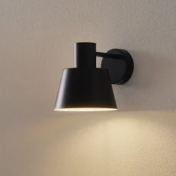 Vegglampe Dunka i metall, 1 lyskilde, svart