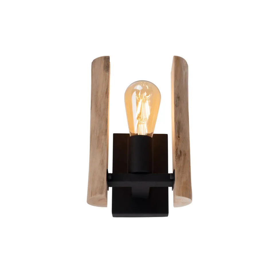 Vegglampe i tømmer laget av tre