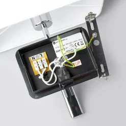 Vegglampe Jettka med tekstilskjerm og bryter