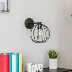 Vegglampe Madam, svart, med burskjerm