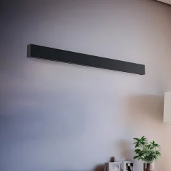 Vegglampe Straight M, 92 cm, grafitt