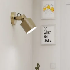 Veggspot Southery, 1 lyskilde, børstet krem-gull