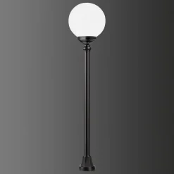 Veilampe 1142 med kuleskjerm, svart/hvit