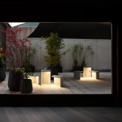 Vibia Empty 4135 utelampe av betong, 25 cm